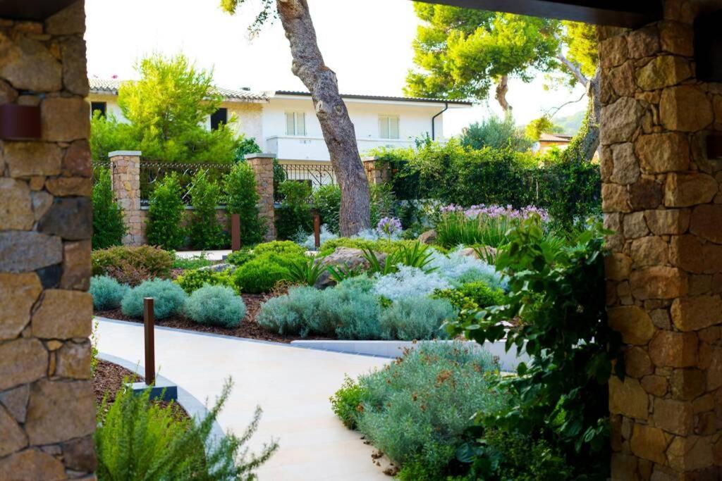 Villa Fenicottero - Exclusive Private Villa With Pool Porto Pino Exterior photo